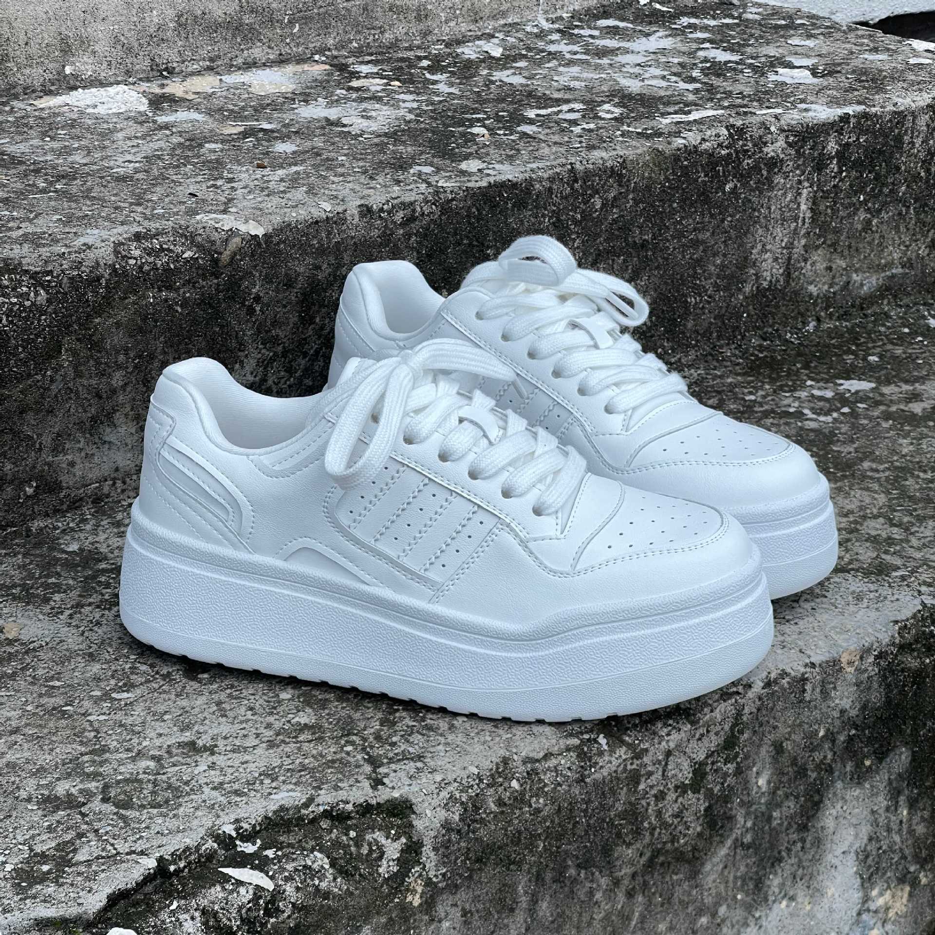 Attractive Trendy Women's Platform White Sports Women's Casual Shoes